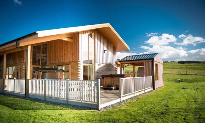 Balloch Cabin | Aurae Lodge, luxury highland log cabin