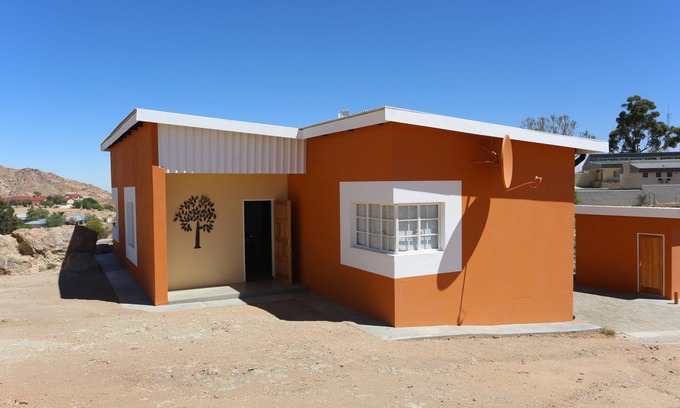 Aus Cottage | Aus Self-Catering Units