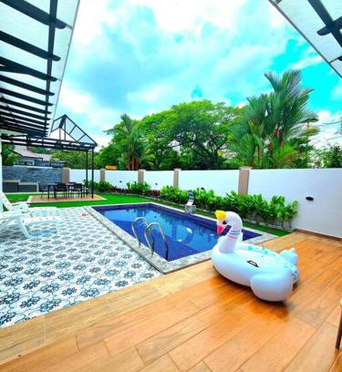 Tebrau Villa | Austin Leisurely villa