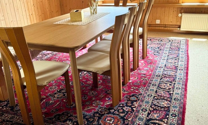 Niederried bei Interlaken Ski Chalet | Authentic Swiss chalet with AC in Niederried bei Interlaken