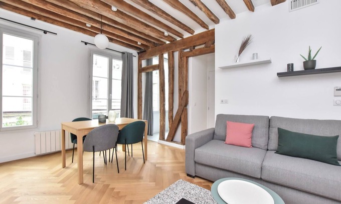 Arts-et-Metiers Apartment | Authentic apartment - 1BR/4P - Marais/République