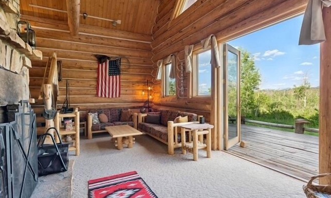Placerville Cabin | Authentic Colorado Log Cabin Retreat- 3bed | 2bath