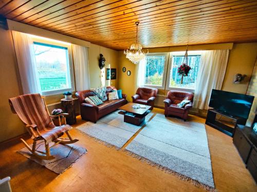 Savukoski House | Authentic Countryhouse at the Reindeer Farm