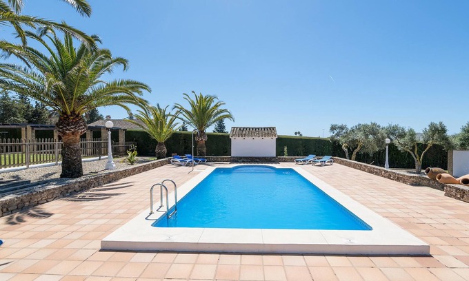Conil de la Frontera House | Authentic friendly cottage with garden and private outdoor pool.