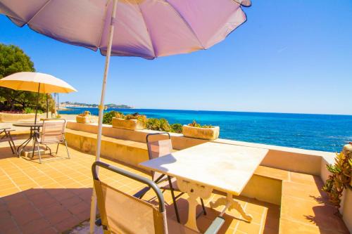 Es Carregador House | Authentic fisherman's house on the seafront