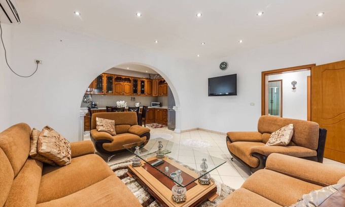 Shkoder Apartment | Authentic Lake View Apartment