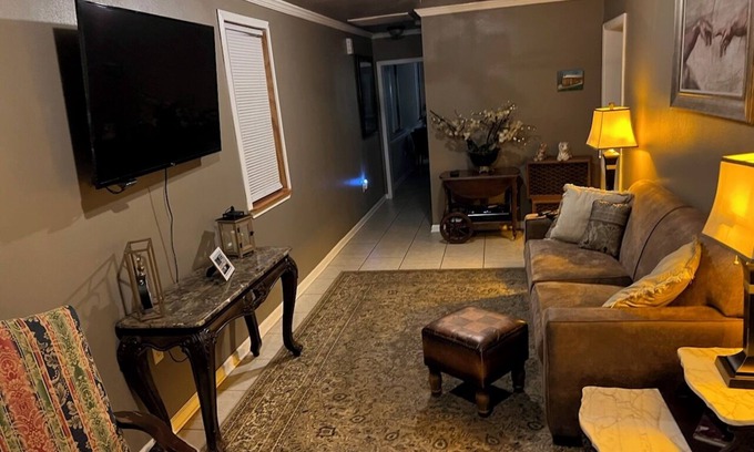 Seventh Ward House | Authentic Treme Cottage Home