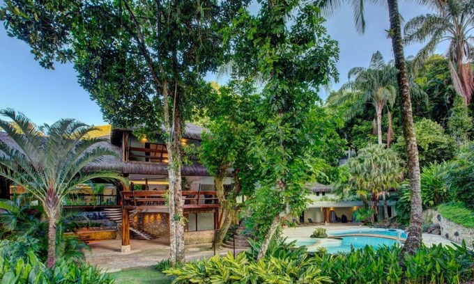 Mangaratiba Villa | Authentic Villa with Pool and Deck - ANG002