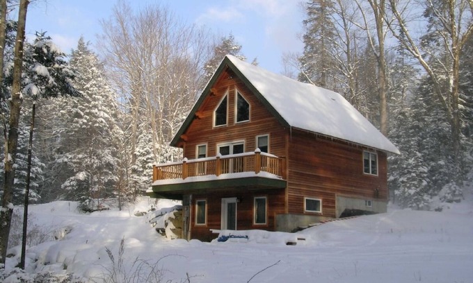 Mount Holly Ski Chalet | Autumn Escape - Chalet Retreat in the Heart of the Mountains.