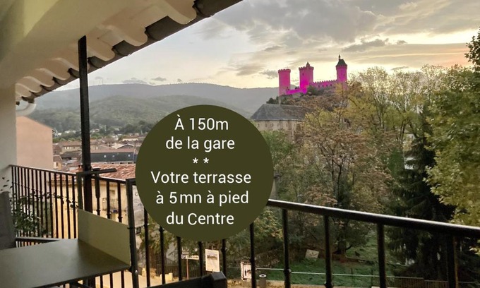 Foix Apartment | AUX 4 LOGIS Appart-hotel - Studio Le Roof - Une vue splendide - Petit déjeuner inclus 1ère nuit