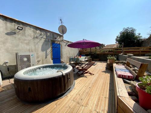 Laure-Minervois House | aux capitelles de laure