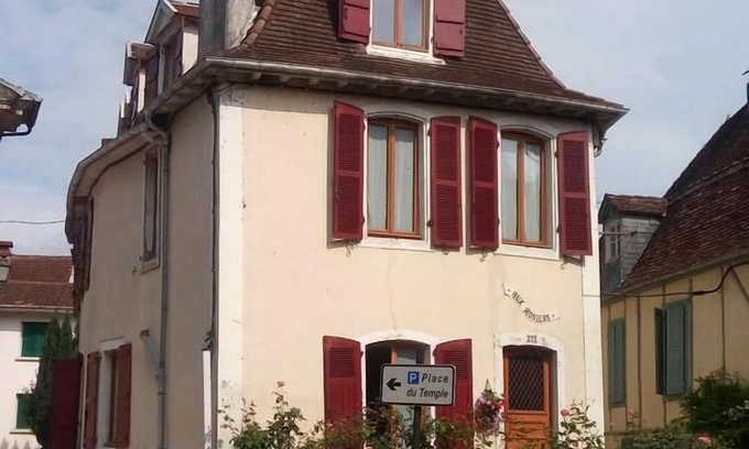 Salies-de-Bearn House | Aux Rosiers