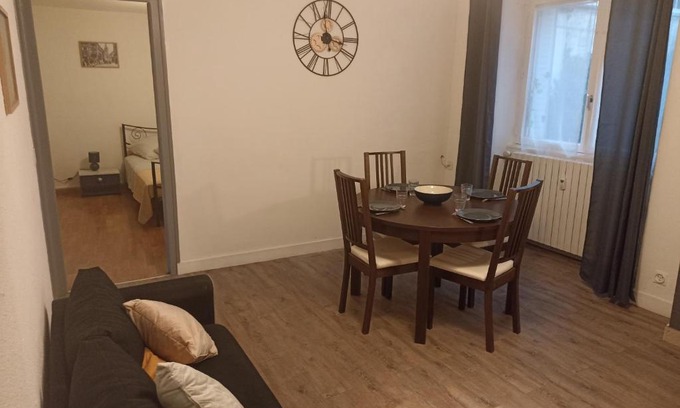 Salins-les-Bains Apartment | Aux Thermes