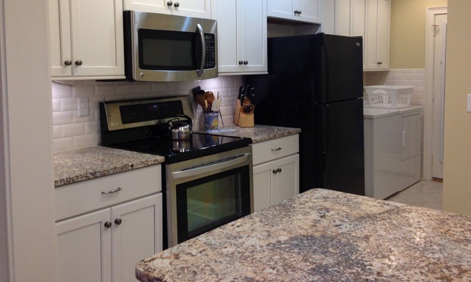 Sea Pines Villa | Available for 2023 RBC … Gorgeous 4 Bdrm Villa, Walk To Harbourtown