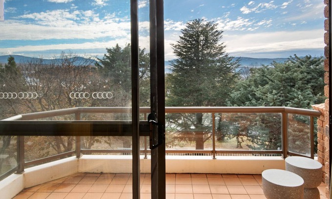 Jindabyne Apartment | Avalanche 6 - Stylish & Modern Apartment in Central Location