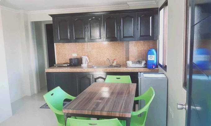 Manoc-Manoc Apartment | Avana Hills Boracay Prime Premiere Suite