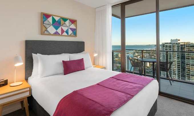 Broadbeach Apartment | Avani Broadbeach Residences