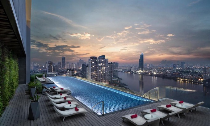 Samre Hotel | Avani Plus Riverside Bangkok Hotel