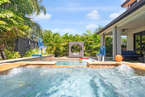 The Hammocks Villa | Avatar Lakefront Villa - Heated Pool & Cinema in Miami