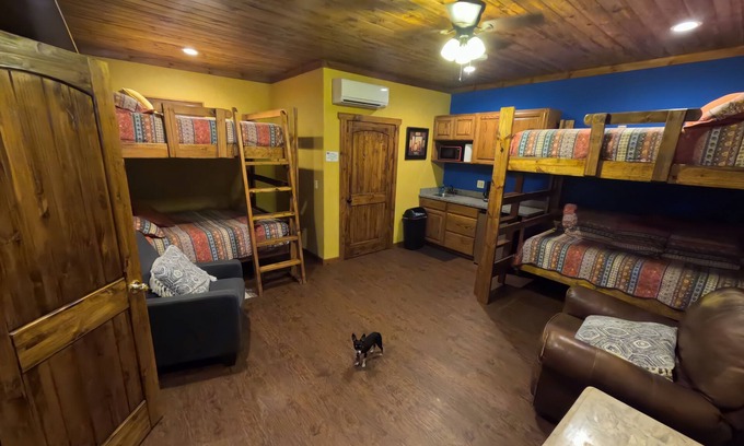Concan Apartment | Avie's Hideaway, Exclusive Private Riverfront @Vacation Frio River Room #1