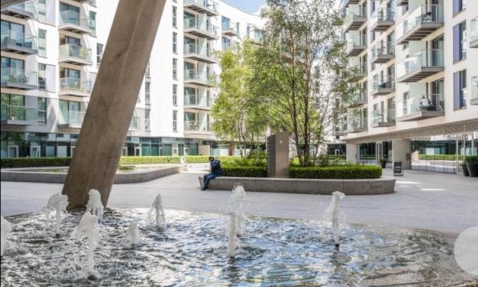 Fairfield Apartment | Avisa Stays- London. 2 bedrooms with 2 bathrooms.