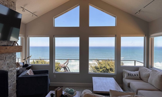 Nelscott House | Awesome 3bd 2bath 1490 sqft house with amazing ocean view!