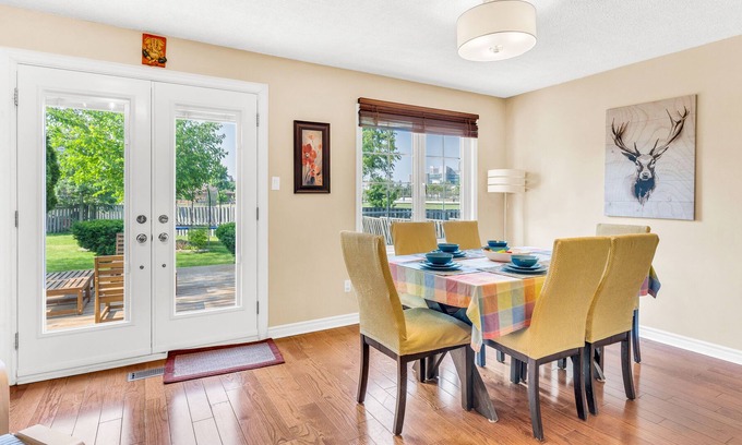 Fletchers Creek South House | Awesome 4BR in Brampton ~ Spacious Family Retreat