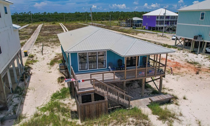 Southpointe House | Awesome and affordable 2 Bdrm, 2 Ba Gulf Front Private Home