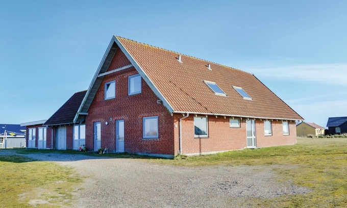 Nørre Lyngvig Apartment | Awesome apartment in Hvide Sande