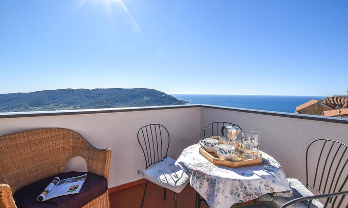 Castellabate Historic Centre Apartment | Awesome apartment in Castellabate