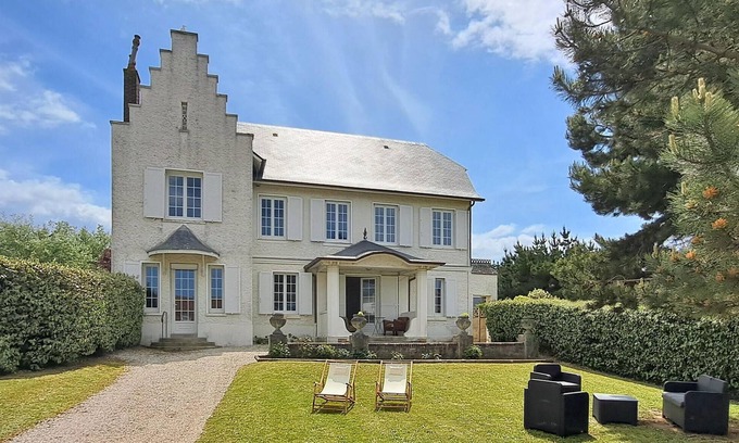 Benerville-sur-Mer House | Awesome home in Benerville-sur-Mer