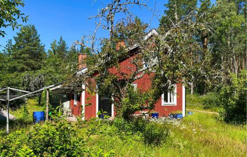Alsterbro House | Awesome Home In Alsterbro With Wifi