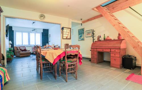 Rosendael House | Awesome Home In Dunkerque With Wifi