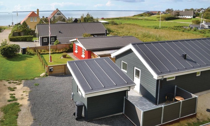 Sjaelborg House | Awesome home in Esbjerg V with WiFi