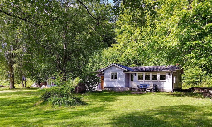 Fjalkinge House | Awesome home in Fjälkinge with kitchen
