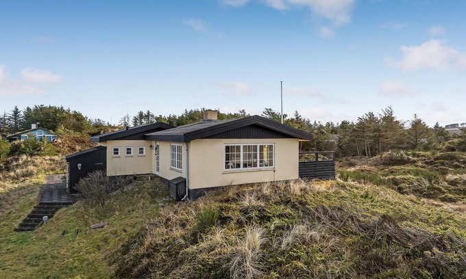 Slette Strand House | Awesome home in Fjerritslev with WiFi