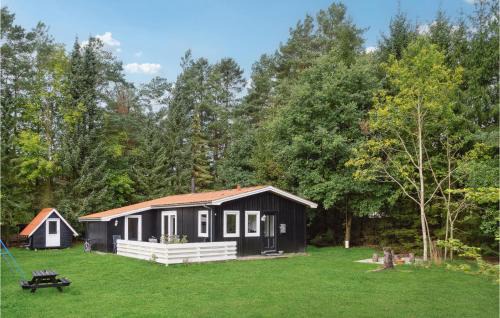Glesborg House | Awesome Home In Glesborg With Wifi