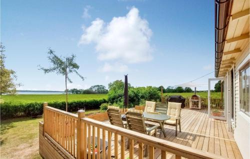 Harlosa House | Awesome Home In Harlösa With Lake View
