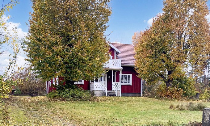 Tingsryd House | Awesome home in Hunnamåla with WiFi