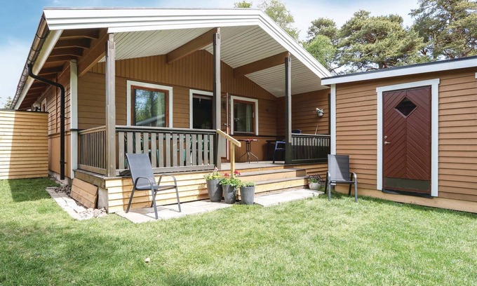 Nybrostrand House | Awesome home in Nybrostrand with WiFi