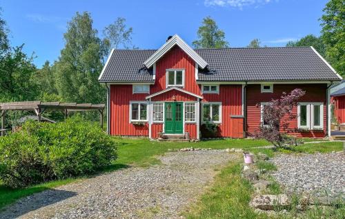 Seglora House | Awesome Home In Seglora With Wifi