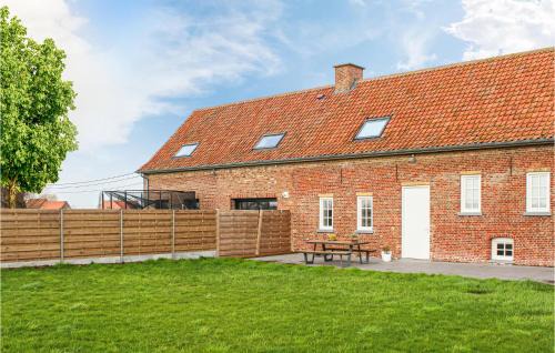 Stavele House | Awesome Home In Stavele With Wifi
