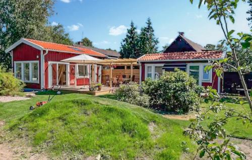 Strandbaden House | Awesome Home In Strandbaden With Wifi