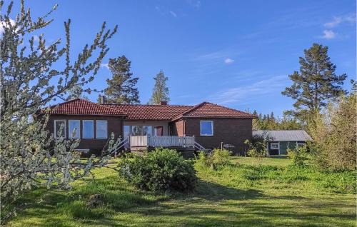 Tranas Municipality House | Awesome Home In Tranås With Wifi