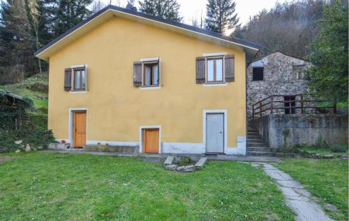 Varese Ligure House | Awesome Home In Varese Ligure