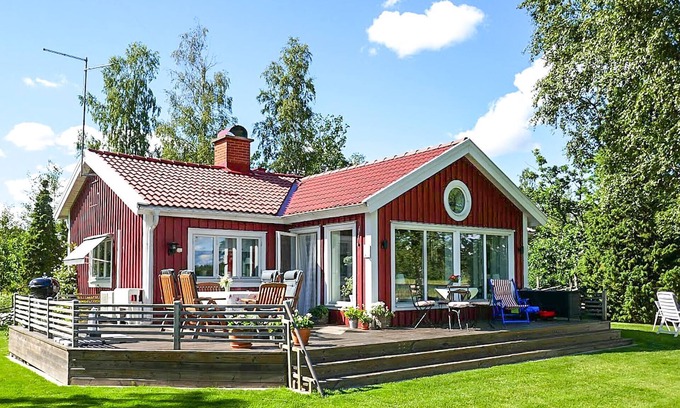 Varnamo Municipality House | Awesome home in Värnamo with kitchen