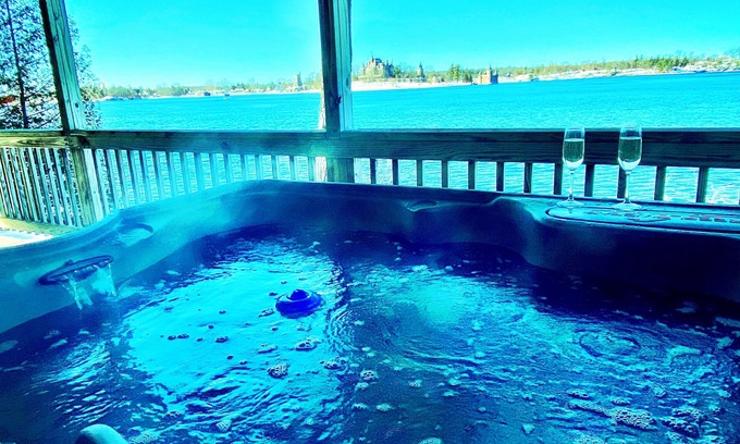 Alexandria Bay House | Awesome Main Channel River House