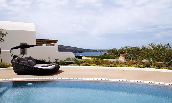 Oia Villa | Awesome Oia Villa | Selini Villa | 2.
