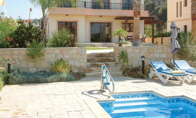 Pissouri Villa | Awesome Villa In Pissouri Bay W-