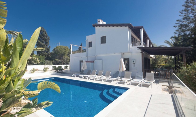 Ayia Napa Villa | Ayia Napa Holiday Villa MO3 - a villa that sleeps 10 guests in 4 bedrooms